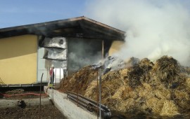 incendio fienile villagrande