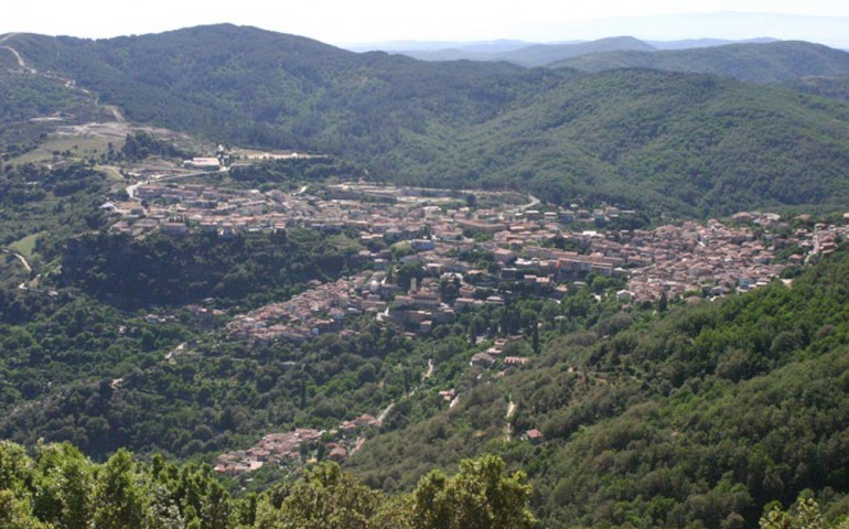 Tonara. Ritrovato il 17enne scomparso. Si era nascosto in paese