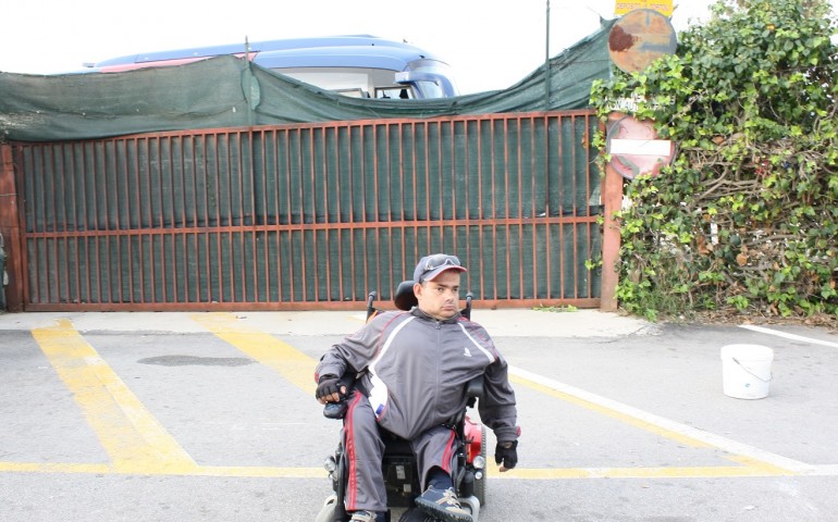 Autobus senza pedane per disabili. La protesta di Sebastiano Pili: “Grandi disagi per andare a Cagliari”