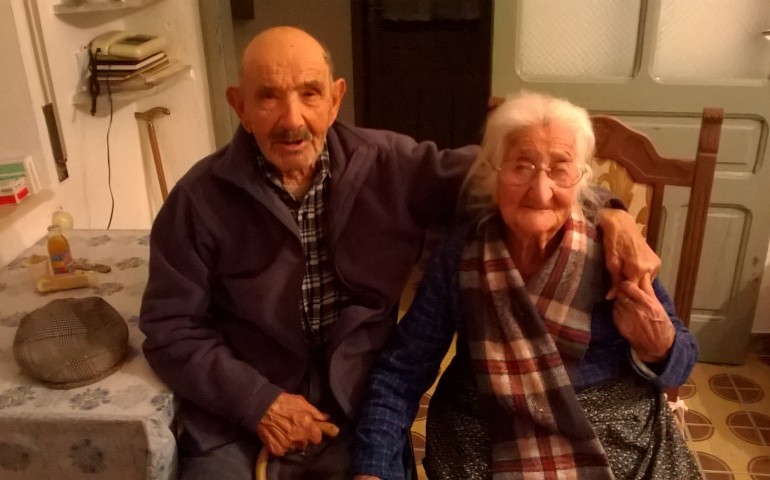 Vittorio Palmas: il 102enne di Perdas sopravvissuto al campo di concentramento festeggia 70 anni di matrimonio