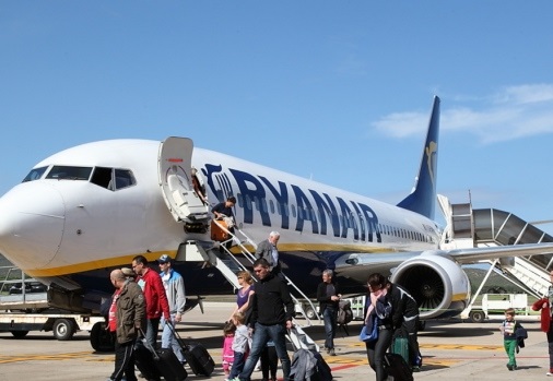 Ryanair non abbandonerà Alghero. La Regione : “È il risultato che ci aspettavamo”