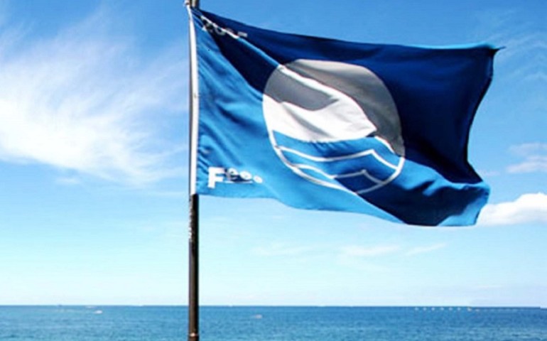 Tortolì conferma per il settimo anno le Bandiere Blu: primo comune della Sardegna per numero di vessilli