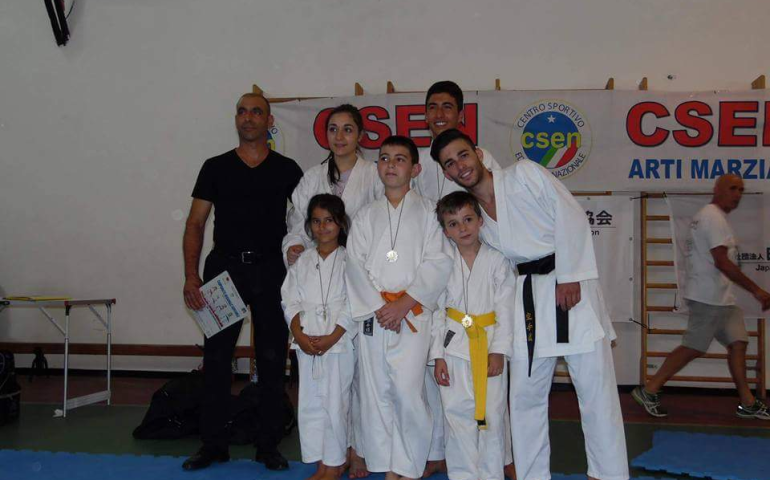 Campionato regionale di karate. Pioggia di medaglie per gli atleti guidati da Giancarlo Loddo