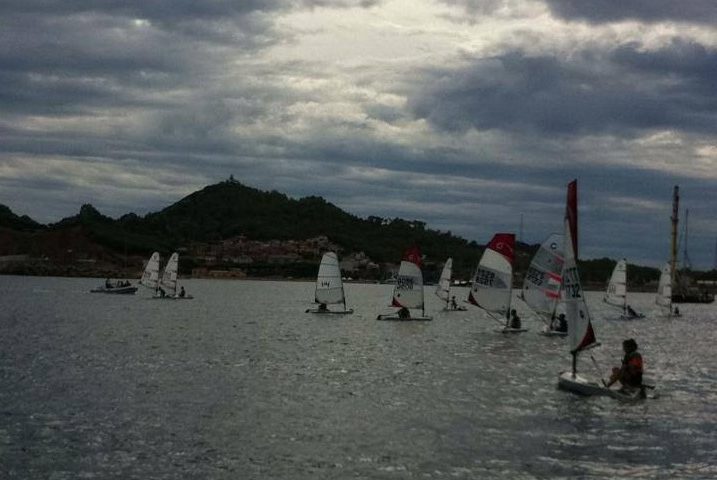 Ad Arbatax oggi quarta regata O’pen Bic. Tra i partecipanti, sette bambini di Tortolì