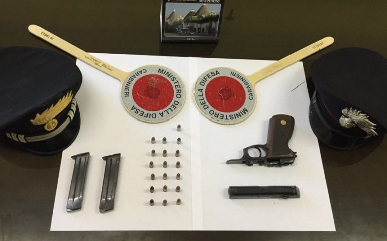 Detenzione illegale di arma da fuoco e munizioni: deferito dai carabinieri 53enne di Tortolì.