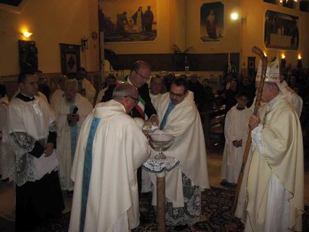 Le parrocchie di S.Andrea e S.Giuseppe di Tortolì offrono l’olio per la lampada perpetua della Madonna Ogliastra