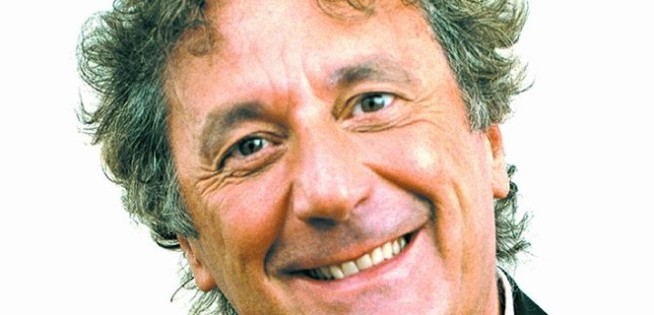 Stagione di prosa. Presto al teatro Tonio Dei di Lanusei Enzo Iacchetti con “Intervista confidenziale”