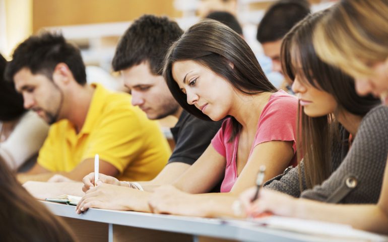 Sei uno studente meritevole al primo anno di università? Per te una borsa di studio dal comune di Tortolì