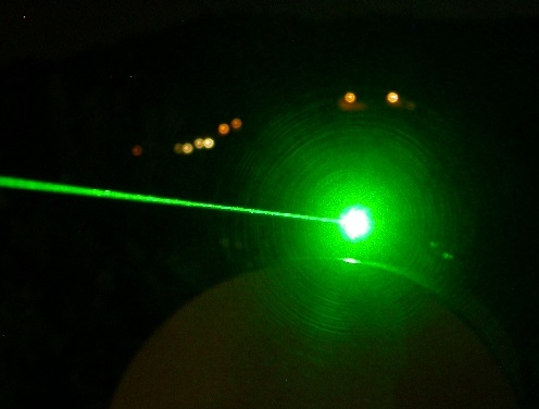 Un puntatore laser in tasca. Denunciato uno studente di Tortolì