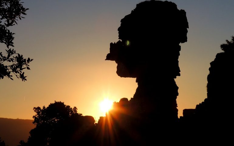 Le foto dei lettori. “Profilo umano” in località “Su casteddu ‘e Joni”, Ussassai. Foto di Mario Carlo Mura