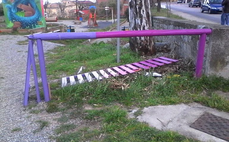 Lanusei, giochi distrutti al parco di Su Tauli. Vandalismo?