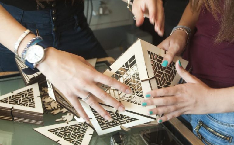 Tutti a Iscol@,”DesignLab: ripensare il design attraverso la fabbricazione digitale”, la presentazione stamane a Tortolì