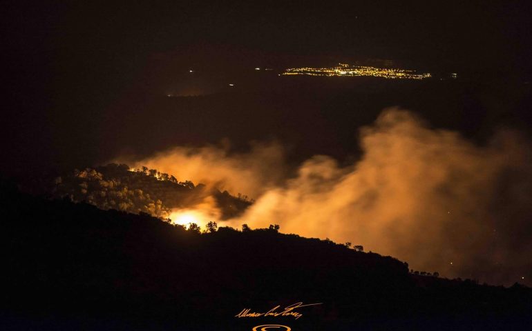 Villagrande, situazione sotto controllo, si passa alla bonifica del territorio distrutto dalle fiamme