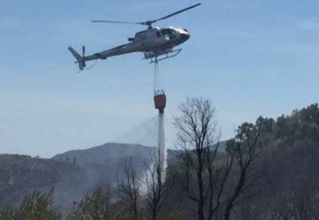 Oggi 17 incendi nelle campagne della Sardegna: tre hanno richiesto l’intervento dei mezzi aerei
