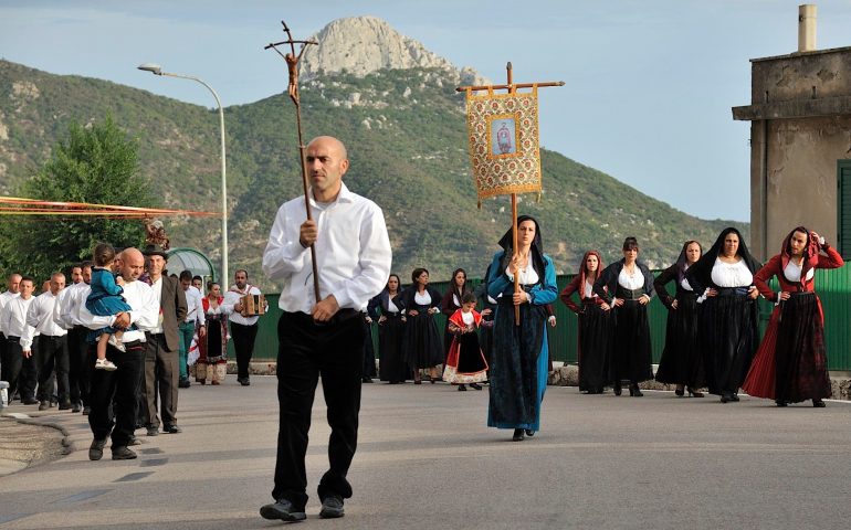 Festa San Lussorio Baunei ( foto www.turismobaunei.it)