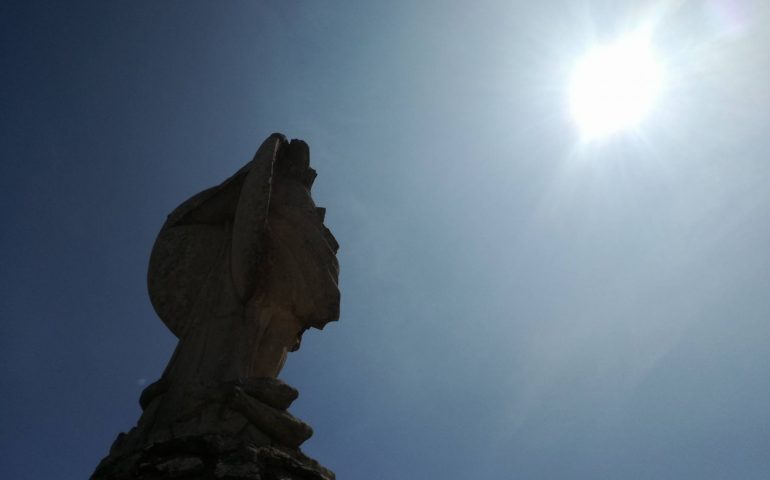 Le foto dei lettori. Arzana, San Michele osserva l’Ogliastra da Monte Idolo