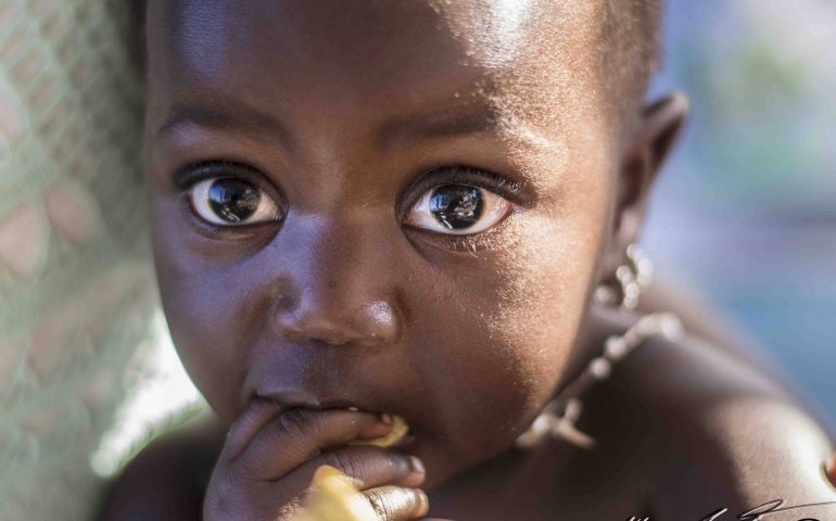 Le foto dei lettori. Un mondo riflesso negli occhi nello scatto di Cristian Mascia