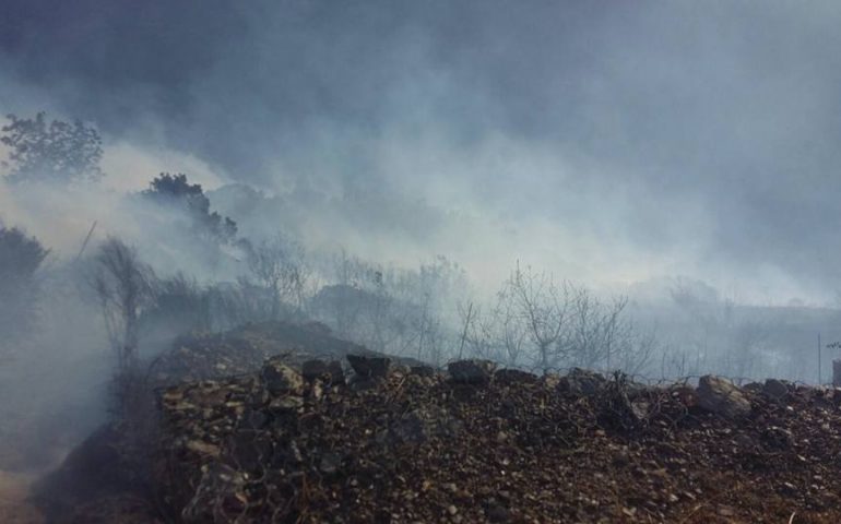 L’Ogliastra brucia ancora, incendio a Gairo Vecchio