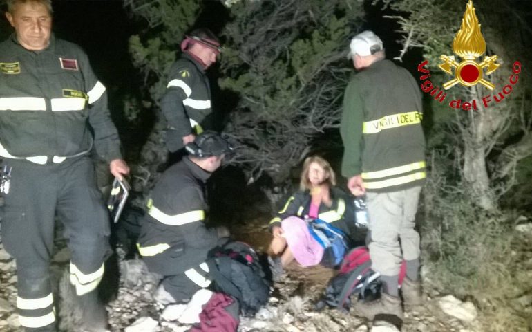 Intervento dei vigili del fuoco a Cala Luna, soccorsi due anziani escursionisti francesi