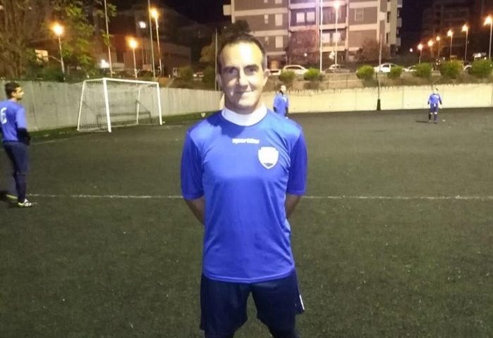 Calcio. La bella storia di Giuseppe Virdis, in campo a 51 anni con due protesi all’anca