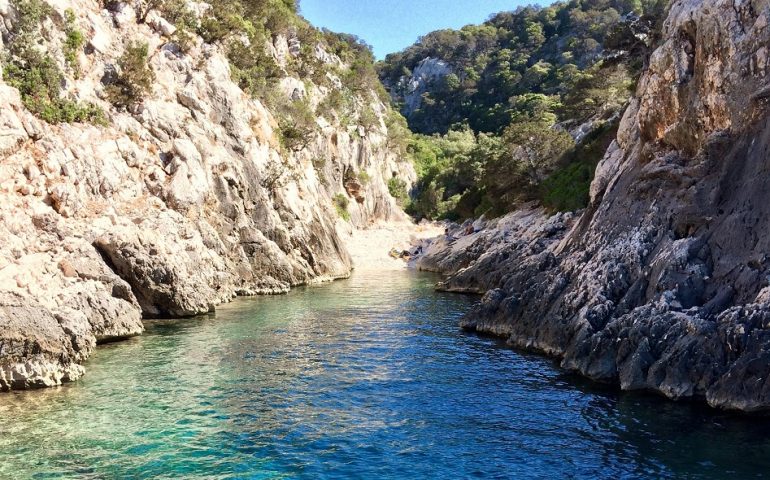 Le foto dei lettori. L’incanto di Porto Pedrosu a Baunei