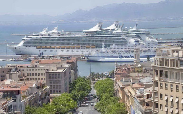 Numeri record per i porti della Sardegna nel 2017: 5 milioni di passeggeri e 565mila crocieristi