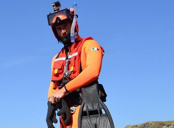 Orgoglio d’Ogliastra. L’angelo dei migranti, medaglia al valore per il soccorritore marittimo della Guardia Costiera Matteo Gregorio