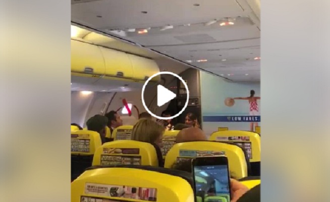 Il VIDEO virale dello stewart Ryanair che fa un annuncio in sardo