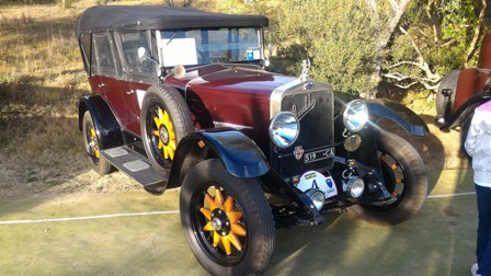 Coppa Gentlemen Sardi, la sfilata di auto d’epoca fa tappa a Tortolì