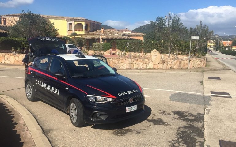 Cartuccia inesplosa sul parabrezza, atto intimidatorio ai danni di un 65enne di Budoni
