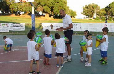 Un tuffo nel Basket, camp estivo a Santa Maria