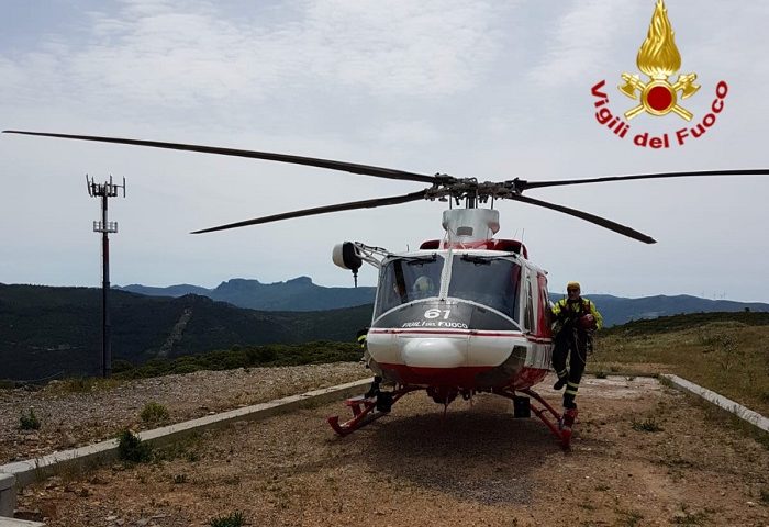 Incidente sulle strade ogliastrine, cade dalla moto e impatta contro il guard rail, trasportato all’ospedale di Nuoro