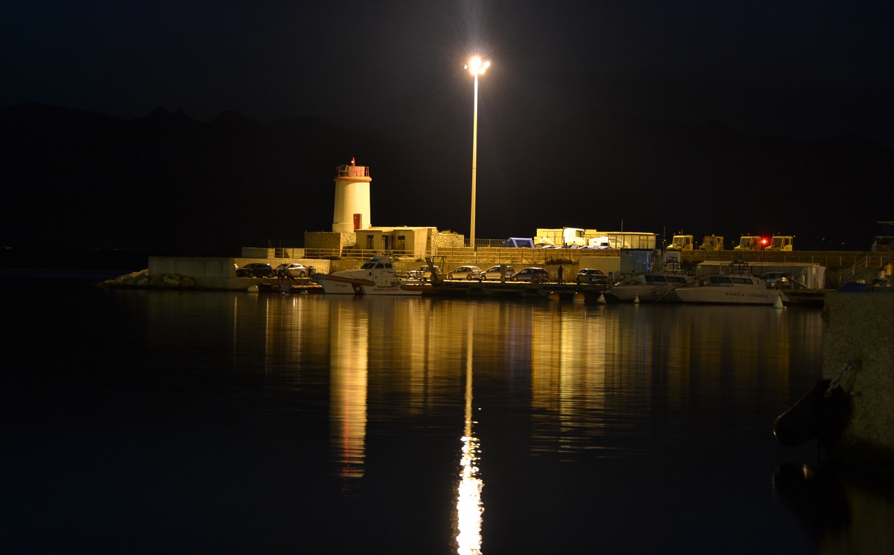 Arbatax di notte, Porto ( PH Elisabetta Puddu)