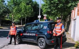 carabinieri lite in famiglia cc