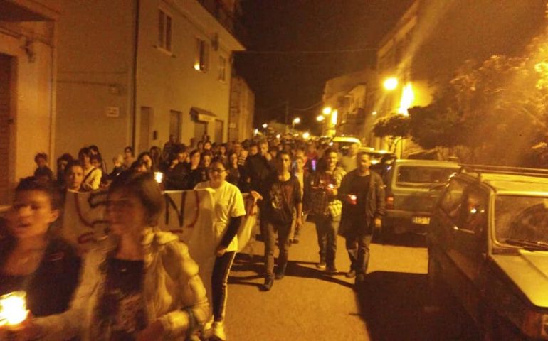 Ussassai senza medico di base. Ieri notte una fiaccolata di protesta “Per non spegnere il paese”