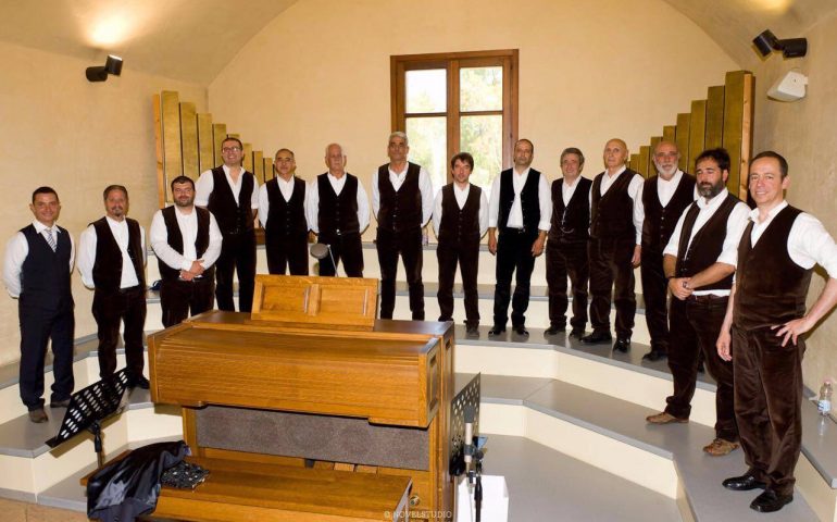 Il coro Bellavista si racconta. Successi e obiettivi del coro polifonico tortoliese tutto al maschile