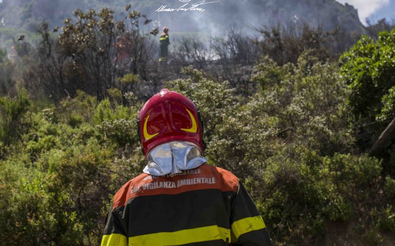 Grande lavoro per la macchina antincendi in Ogliastra. Fiamme anche a Perdas