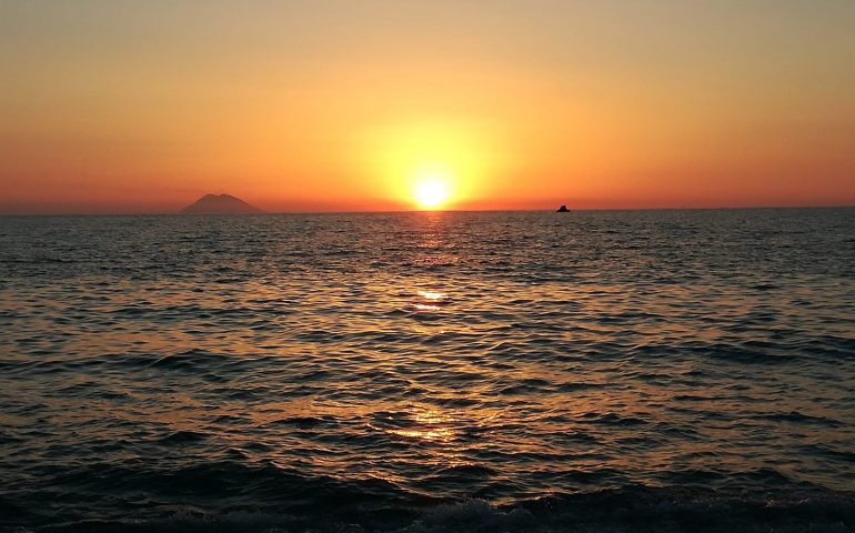 Le foto dei lettori. Tramonto a Sarrala nello scatto di Beatrice Foddis