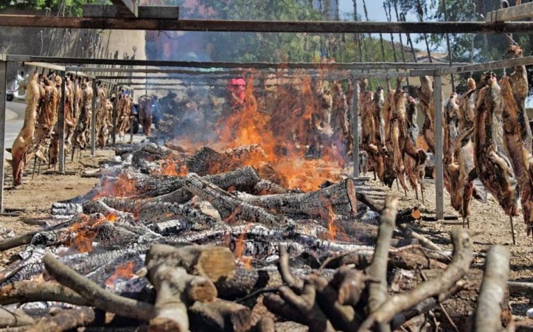 Baunei, tutto pronto per la XVIesima edizione della Sagra del Maialetto del 28 luglio