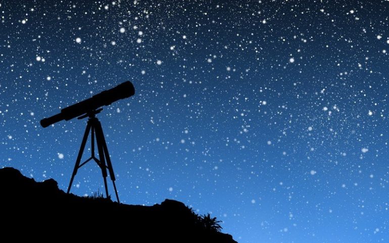 Tertenia, “Passeggiata con l’astronoma”: Barbara Leo insegnerà ad osservare le stelle