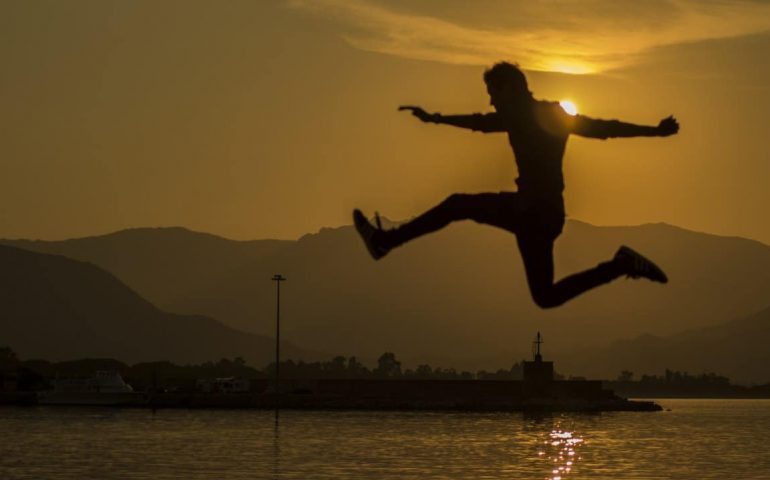 Le foto dei lettori. Arbatax, acrobazie al tramonto