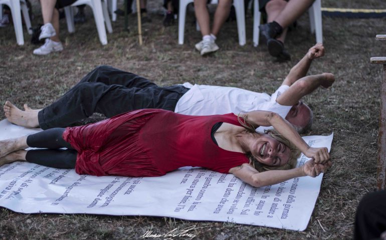 Le foto dei lettori. Divertimento e teatro al Festival dei tacchi
