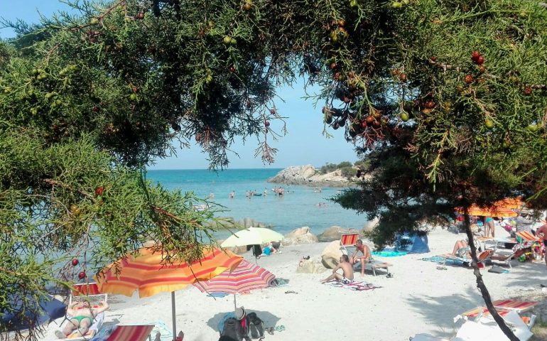 Le foto dei lettori. Un tuffo dove l’acqua è più blu, in Ogliastra