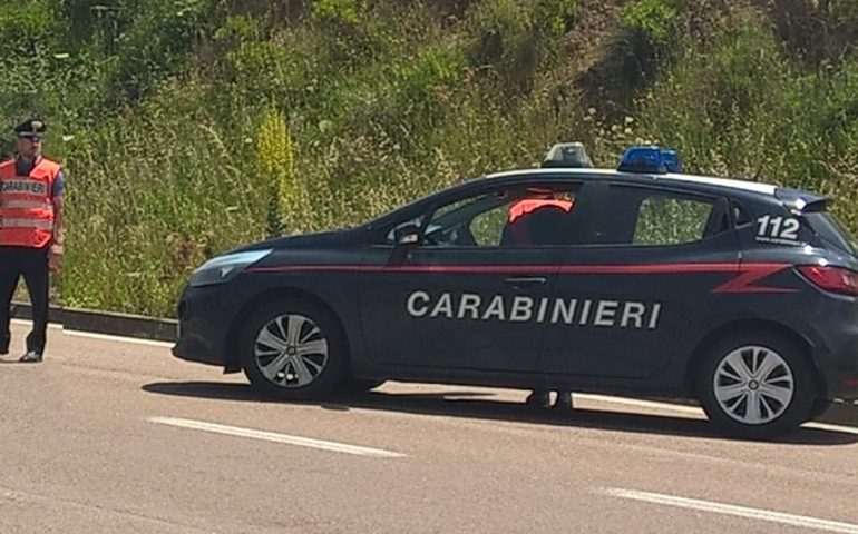 Nuoro, va in giro con la bici rubata tre mesi prima, ma il legittimo proprietario lo vede. Denunciato ladro 23enne