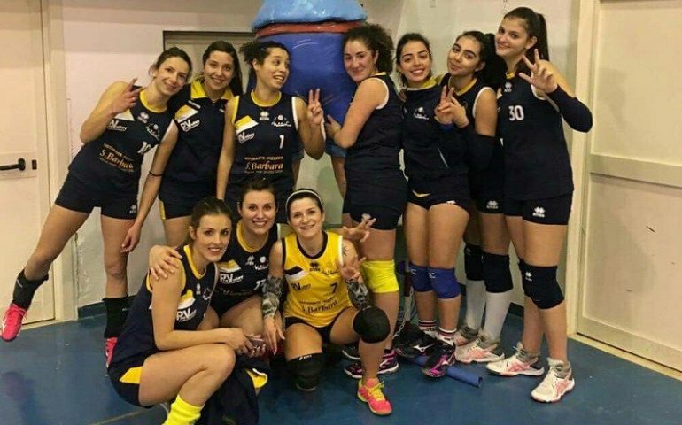 Gran Galà del Volley Sardo. La US Villanovese premiata per il suo 30esimo anno di affiliazione