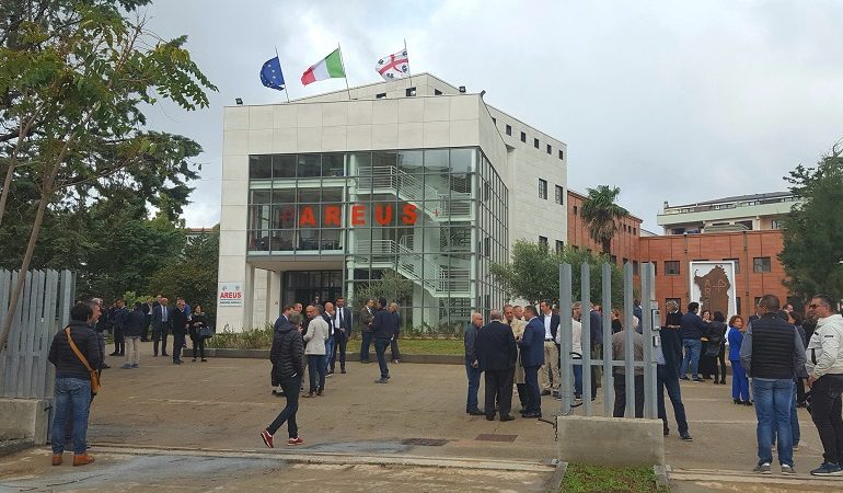 Areus, inaugurata ieri a Nuoro la sede regionale. Lenzotti: «Bene elisoccorso, ora avanti con i nuovi obiettivi»