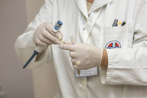 Paura a Trieste per un focolaio di morbillo. I medici: “Qui copertura è ancora bassa, doveva succedere”