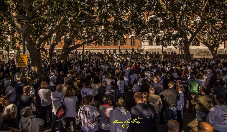 Forestas, doppia manifestazione a Cagliari. Gli scatti di Cristian Mascia durante quella di Piazza Garibaldi