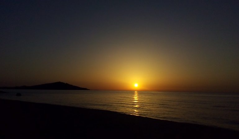 Le foto dei lettori. Un’alba speciale nello scatto di Antonella Mereu