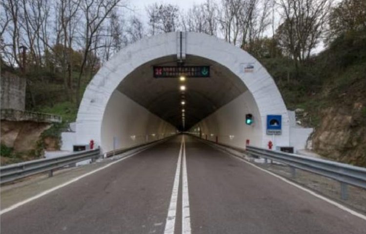 (VIDEO E FOTO) Nuoro-Lanusei, galleria “Teulargiu”: 3 milioni di euro di lavori per renderla sicura